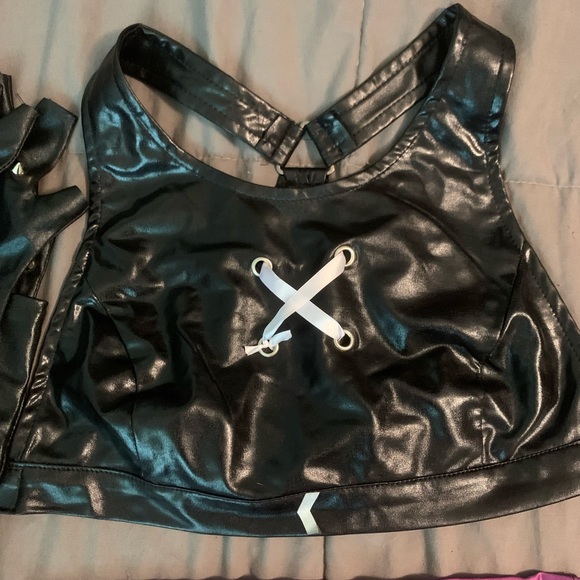 SOLD - Picture 4 of 5